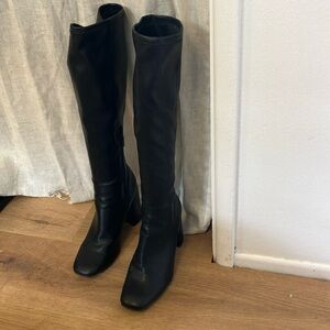Elegant Black Knee-High Women's Boots